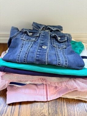 18-24 mo girl clothes bundle 7 items